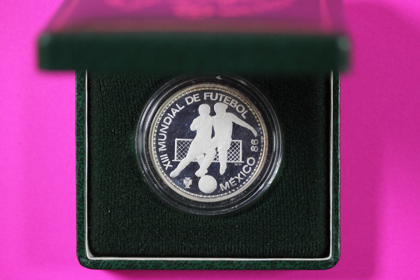 1986 Mexico World Football Championship Silver Commemorative Coin BOX COA 6084