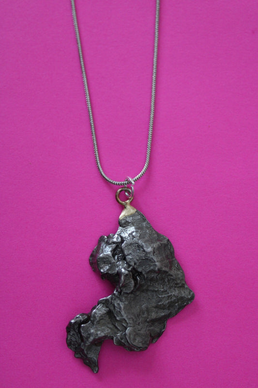 Meteorite Necklace W/ Chain Campo Del Cielo 15 Grams Real Dinosaur Girl COA 26